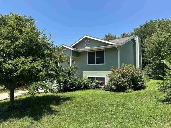 1610 Little Kitten AVE, Manhattan, KS 66503
