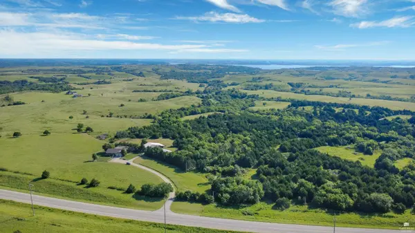 6450 Tuttle Creek BLVD, Manhattan, KS 66503