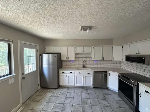 1837 Plymouth RD, Manhattan, KS 66503
