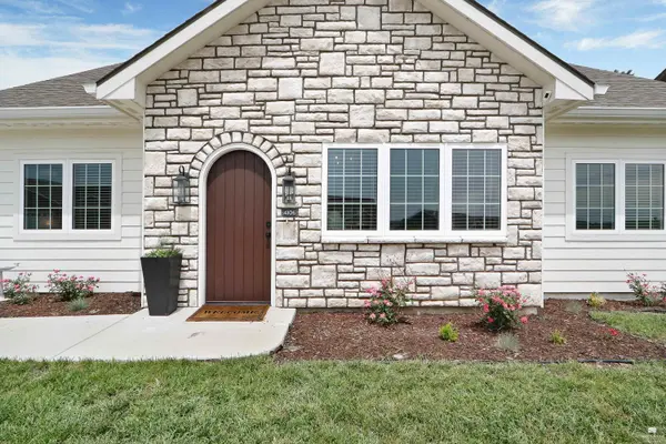4106 Scenic Xing, Manhattan, KS 66503