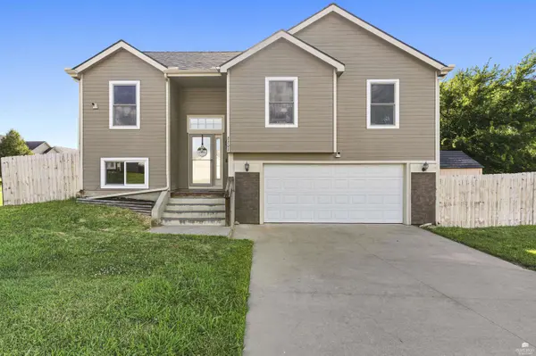 2202 Deer Trail, Junction City, KS 66441