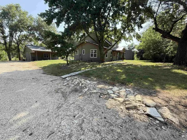 3900 Hwy 16, Olsburg, KS 66520