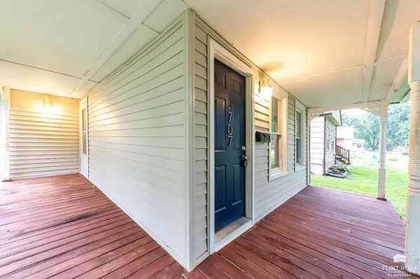 707 Pine ST, Wamego, KS 66547