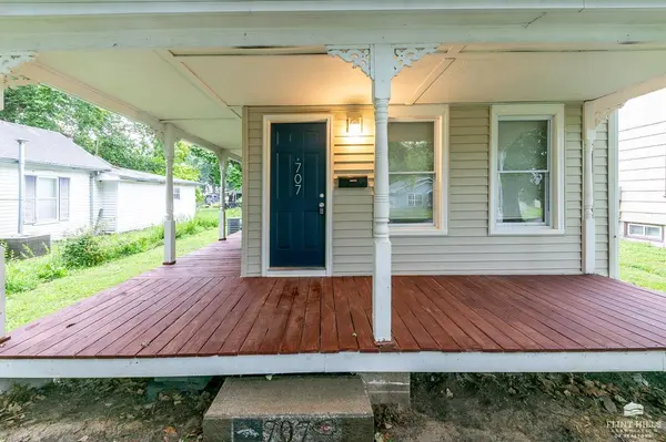 707 Pine ST, Wamego, KS 66547