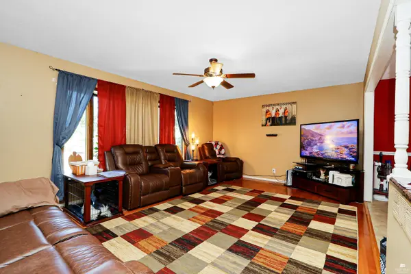 512 Charles RD, Abilene, KS 67410