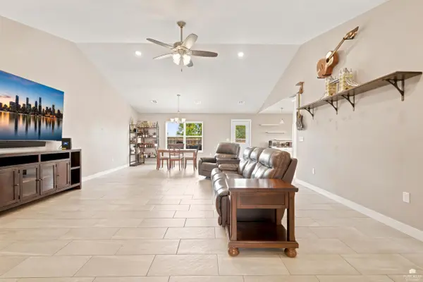 2908 Matter DR, Manhattan, KS 66503