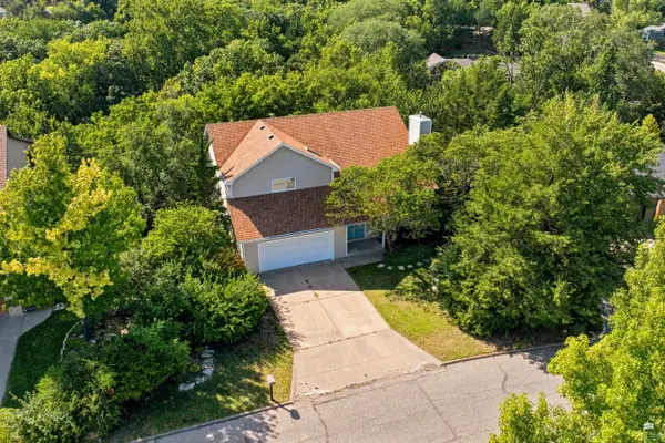 2020 Rockhill CIR, Manhattan, KS 66502