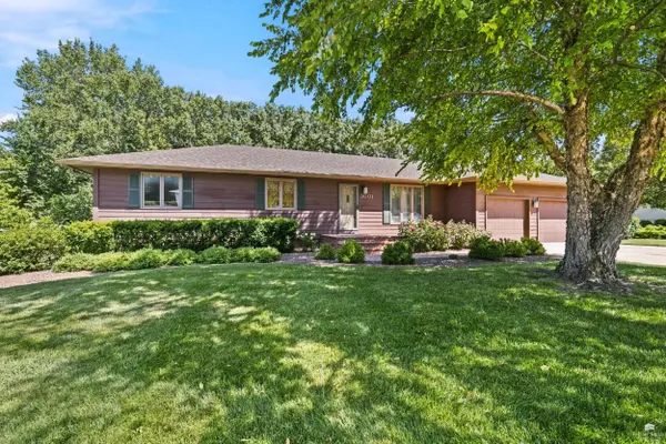 3001 Amherst AVE, Manhattan, KS 66503
