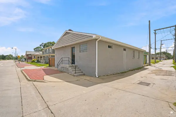 414 S 4th, Manhattan, KS 66502