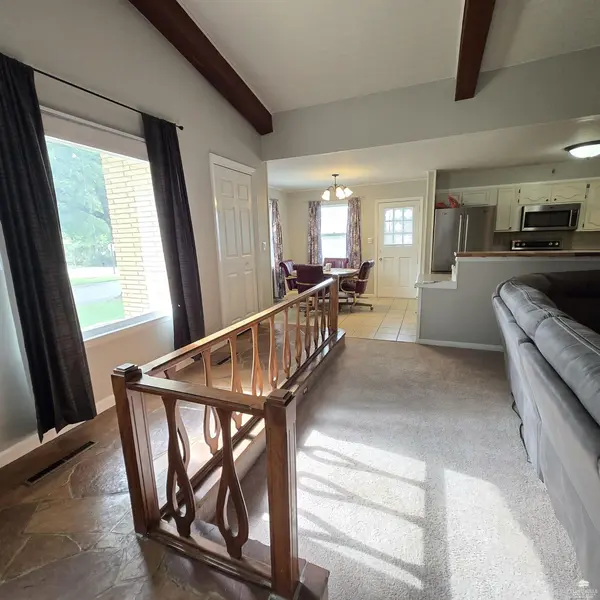 1212 N Campbell ST, Abilene, KS 67410