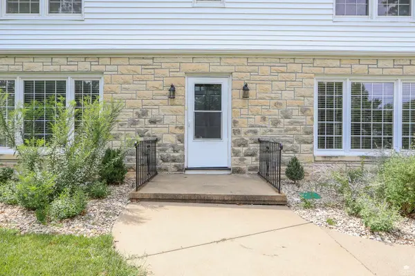 447 Edgerton AVE, Manhattan, KS 66502