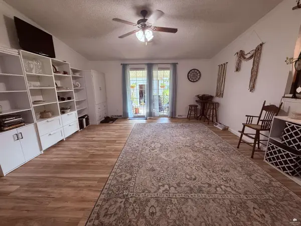 229 S Mission ST, Council Grove, KS 66846