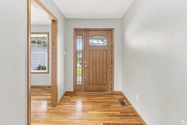4016 Bald Eagle DR, Manhattan, KS 66502