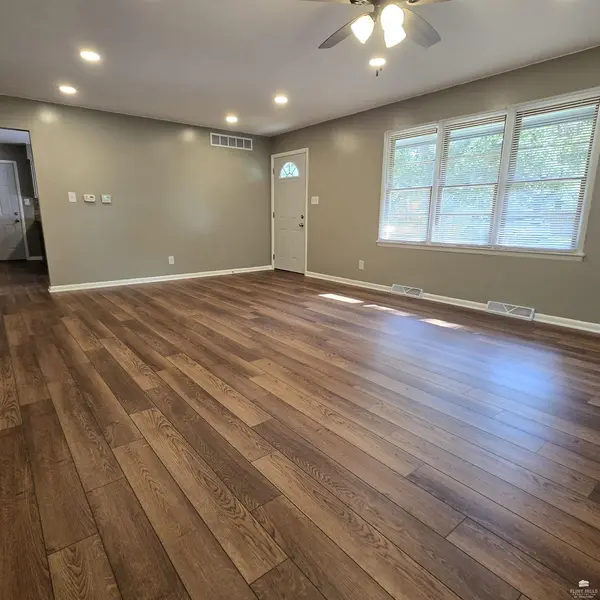 102 S Park ST, Hope, KS 67451