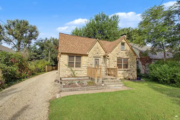 2001 Casement RD, Manhattan, KS 66502