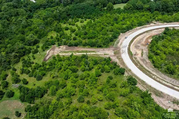 00000 Countryside LN #Lot 9, St. George, KS 66535