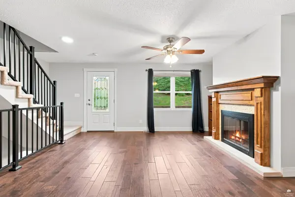 601 Timberwick Pl, Manhattan, KS 66503