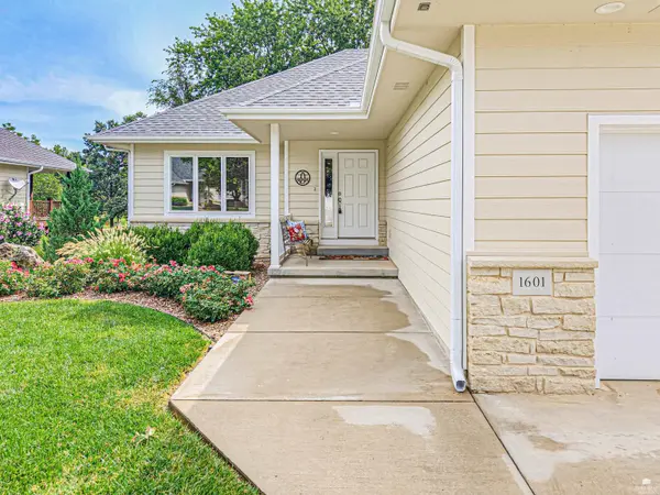 1601 Parkplace CT, Abilene, KS 67410