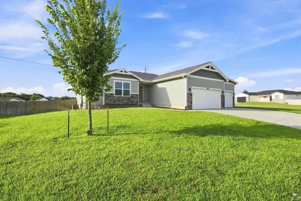 8397 Zac's CT, Manhattan, KS 66502