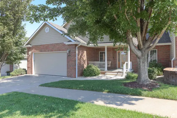 1012 Brianna CT, Manhattan, KS 66503