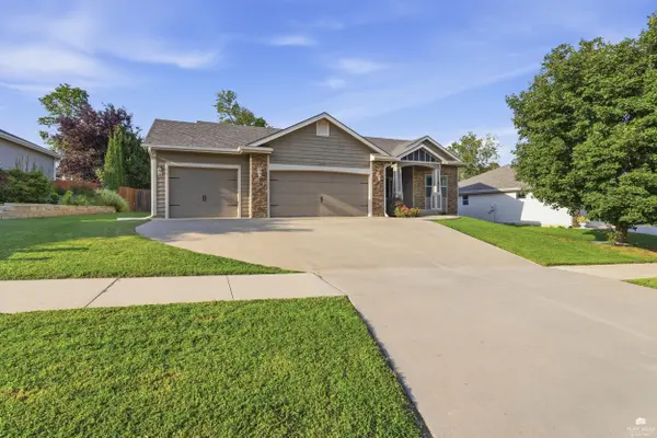 8793 Nellie DR, Manhattan, KS 66502