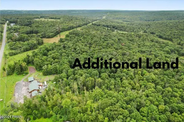 2136 Lake Ariel HWY, Lake Ariel, PA 18436