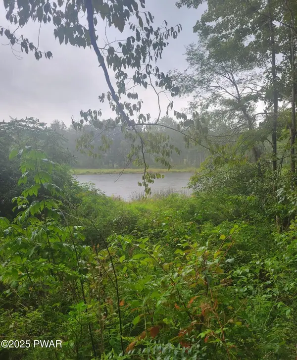 0 Maplewood RD, Lake Ariel, PA 18436
