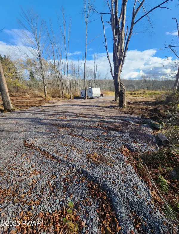 0 Maplewood RD, Lake Ariel, PA 18436