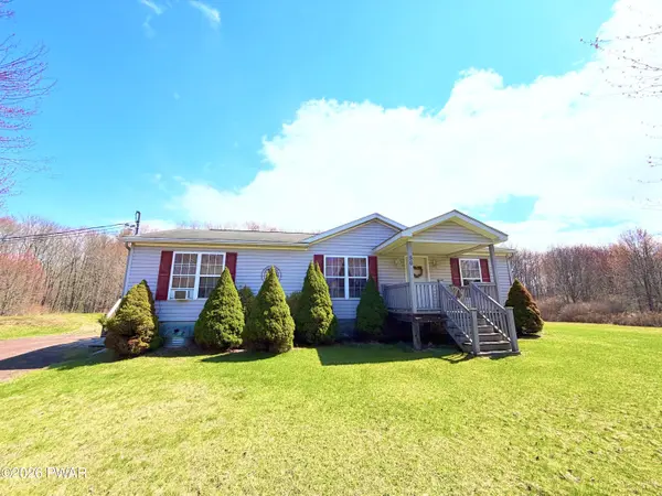 56 Meadowland DR, Damascus, PA 18415