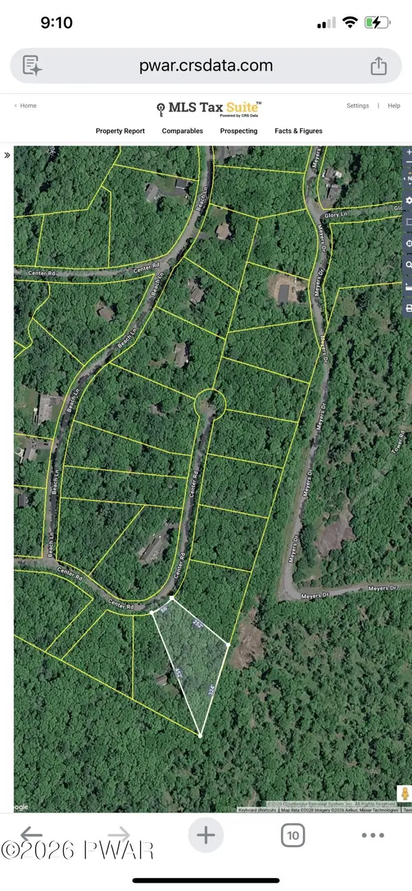 Center RD, Dingmans Ferry, PA 18328