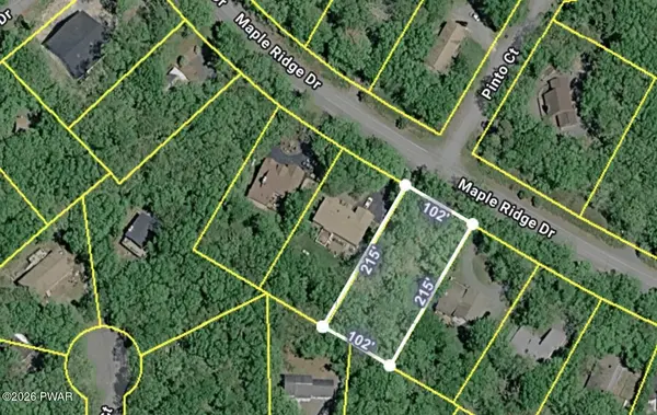 145 Maple Ridge DR, Hawley, PA 18428