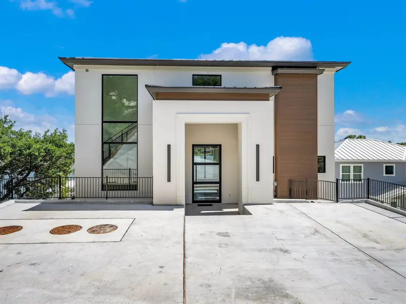 156 Skyline Dr, Sunrise Beach, TX 78643