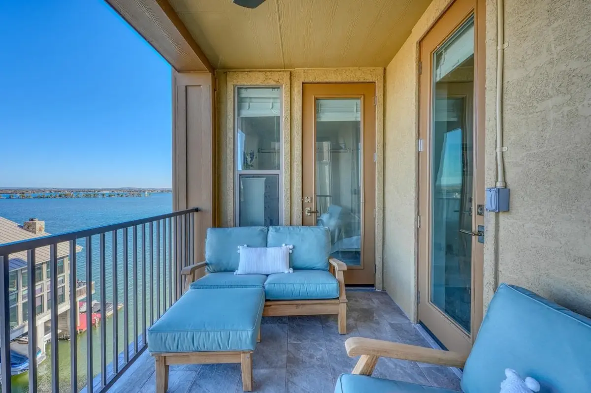 1001 The Cape #46, Horseshoe Bay, TX 78657