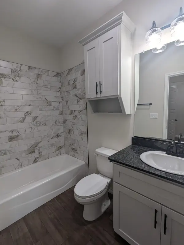 1708 E Ave G, Lampasas, TX 76550