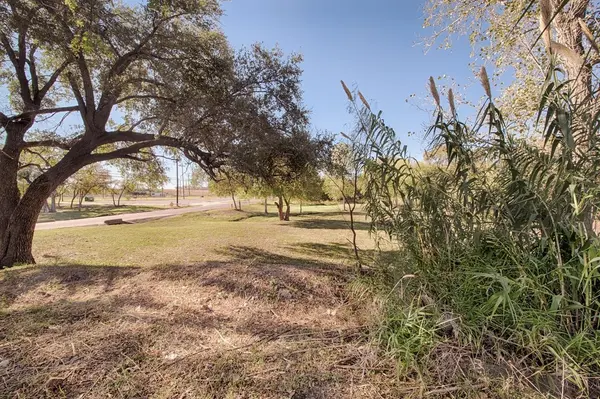 Lots 2 & 3 Broadway, Marble Falls, TX 78654