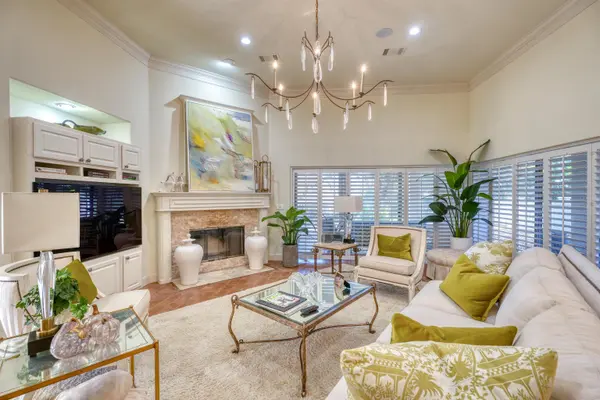104 Mason Court, Horseshoe Bay, TX 78657-0000