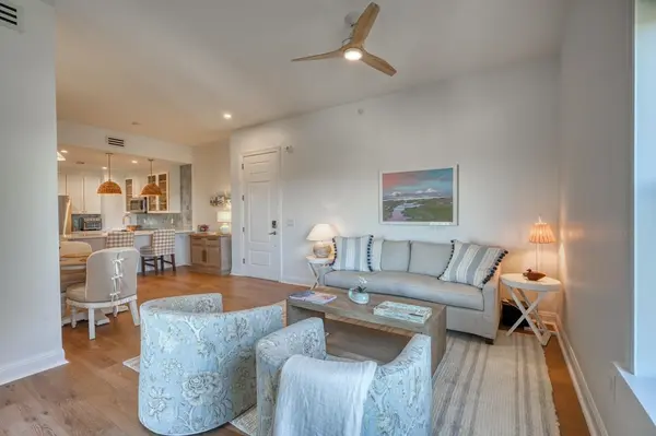 1001 The Cape #46, Horseshoe Bay, TX 78657