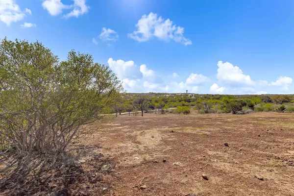 1917 Sandy Harbor DR, Horseshoe Bay, TX 78657