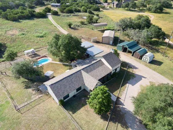 407 Windmill, Burnet, TX 78611