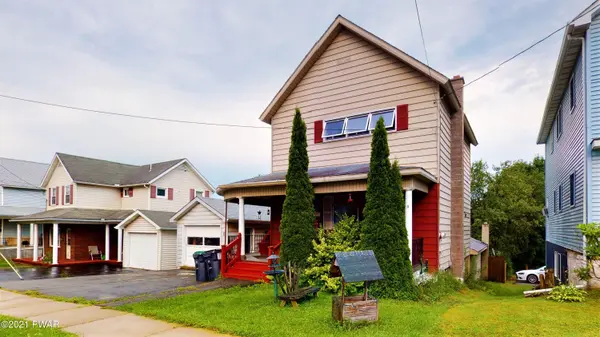 676 Main ST, Vandling, PA 18421