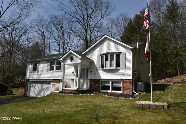 106 Oak CT, Milford, PA 18337