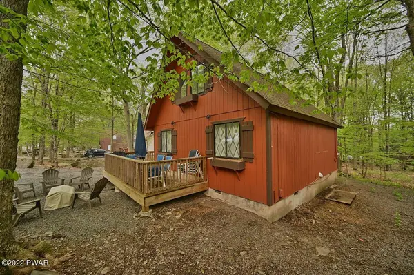 57 Woodridge DR, Lake Ariel, PA 18436
