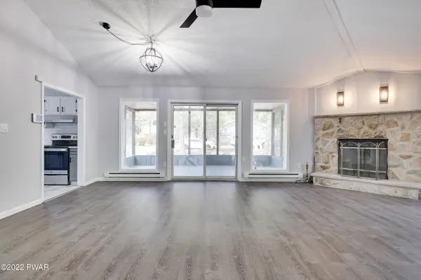 2117 Apley DR, Bushkill, PA 18324