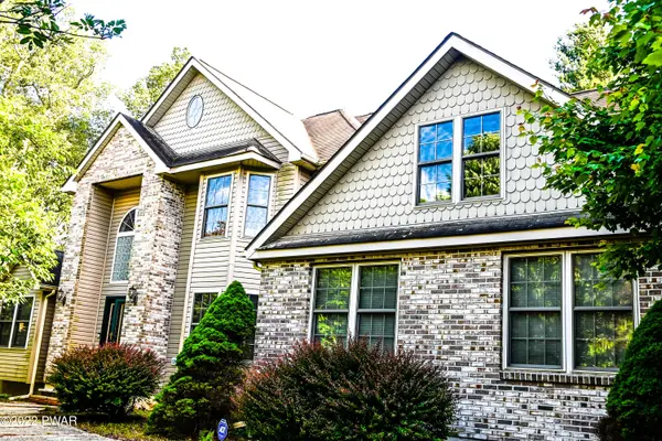 189 Oak Ridge DR, Milford, PA 18337