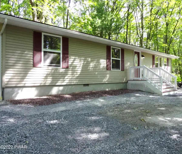 122 Gaskin DR, Lords Valley, PA 18428