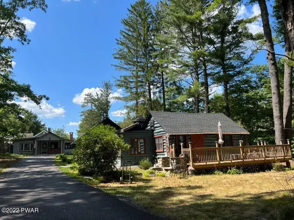 236 Silver Lake RD, Dingmans Ferry, PA 18328