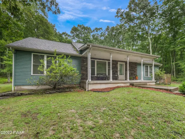 214 Springbrook RD, Shohola, PA 18458