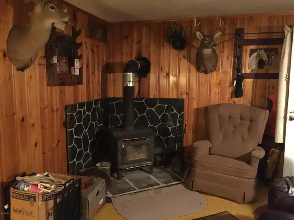980 Silver Lake RD, Dingmans Ferry, PA 18328