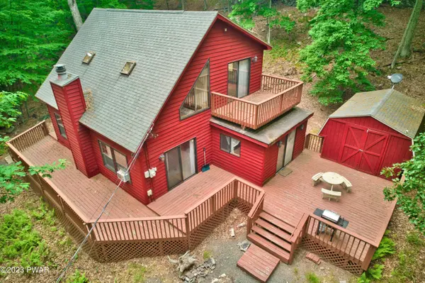 249 Falling Waters BLVD, Lackawaxen, PA 18435