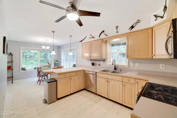 147 Neversink RD, Shohola, PA 18458